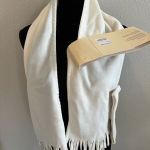 NEW St. John's Bay White Fleece Accessory Set